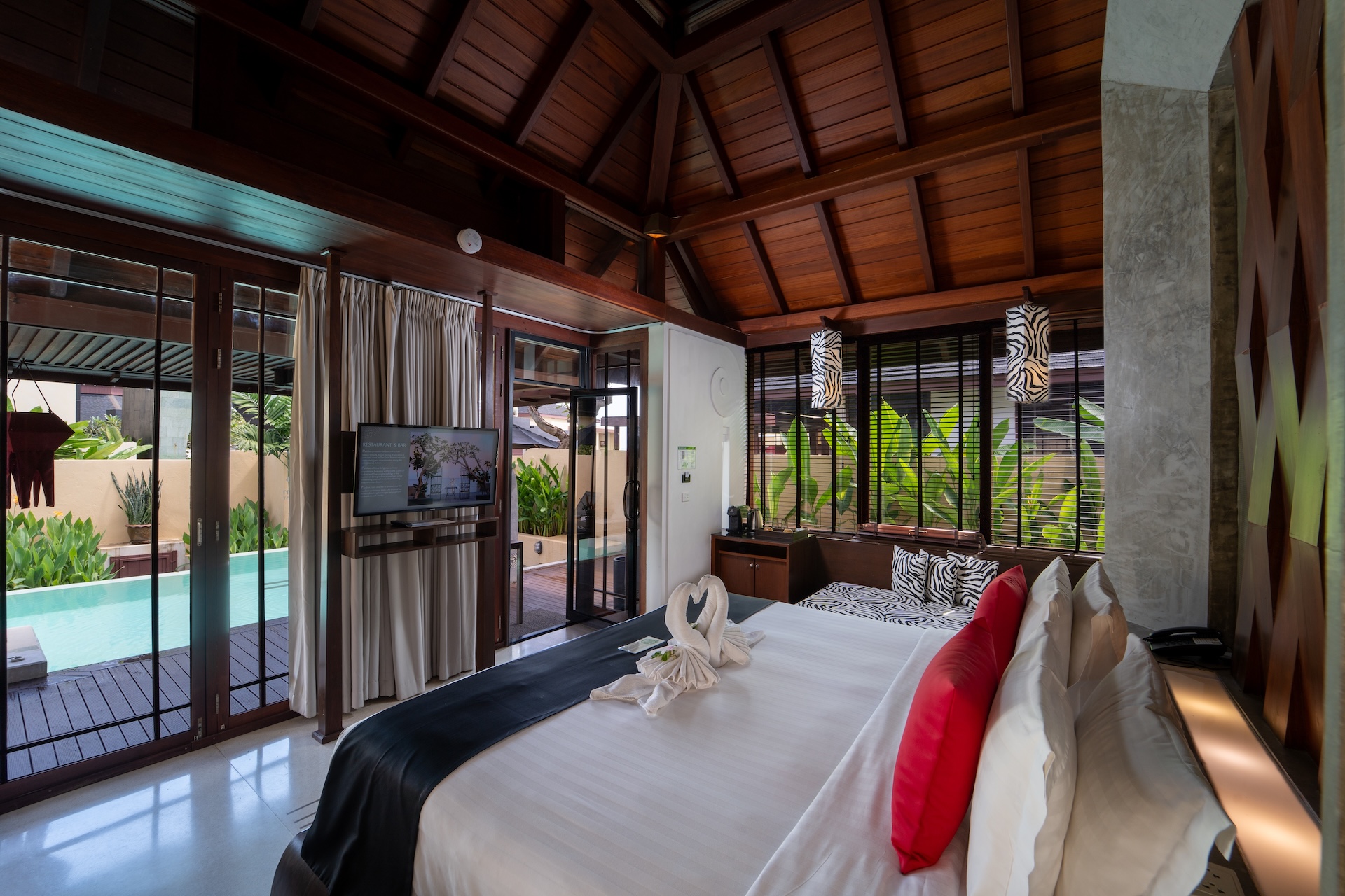 Grand Pool Villa 2