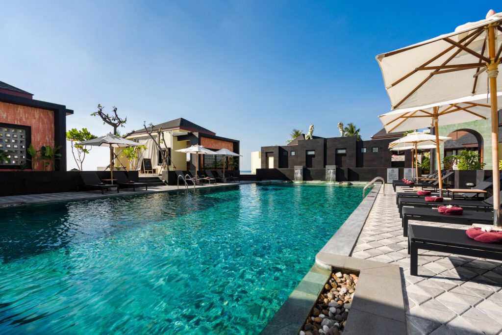New Edge Infinity Pool 3